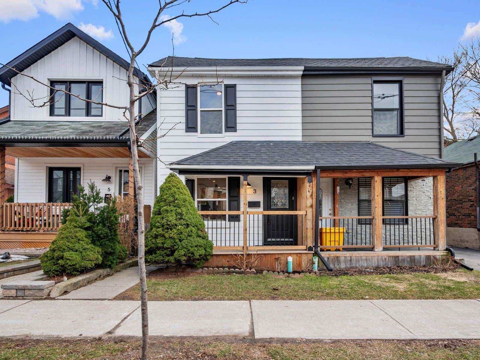 3 Woodville Avenue, Toronto E03, ON M4K 2J5